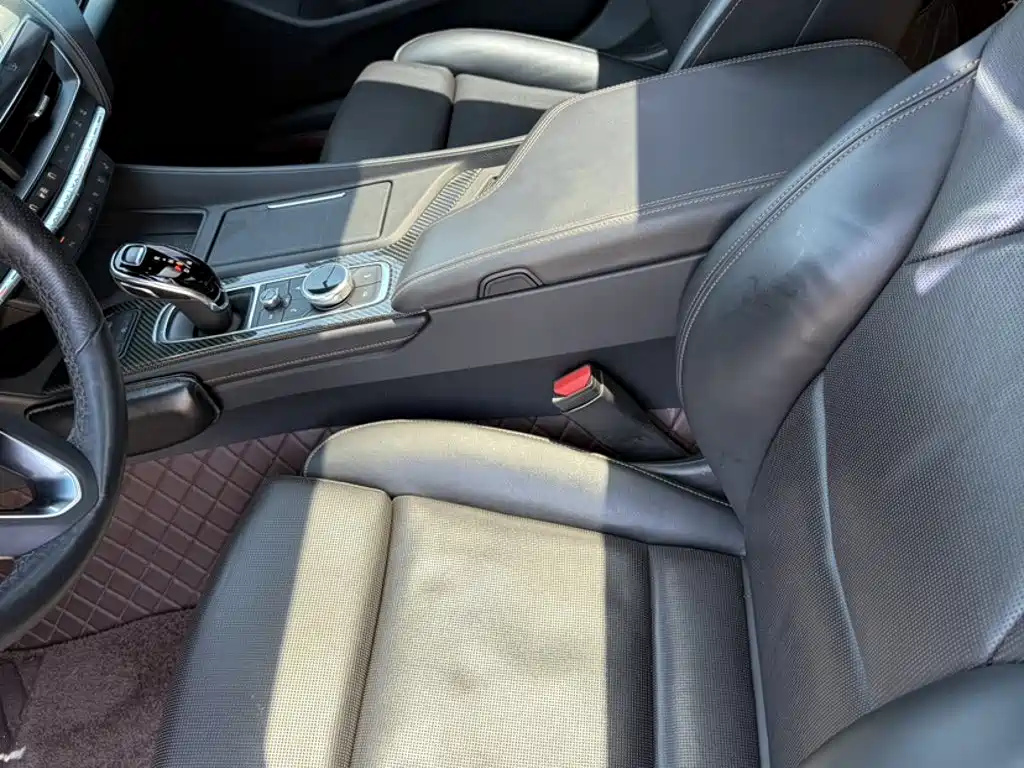 Cadillac CT5 2020 — фото 13