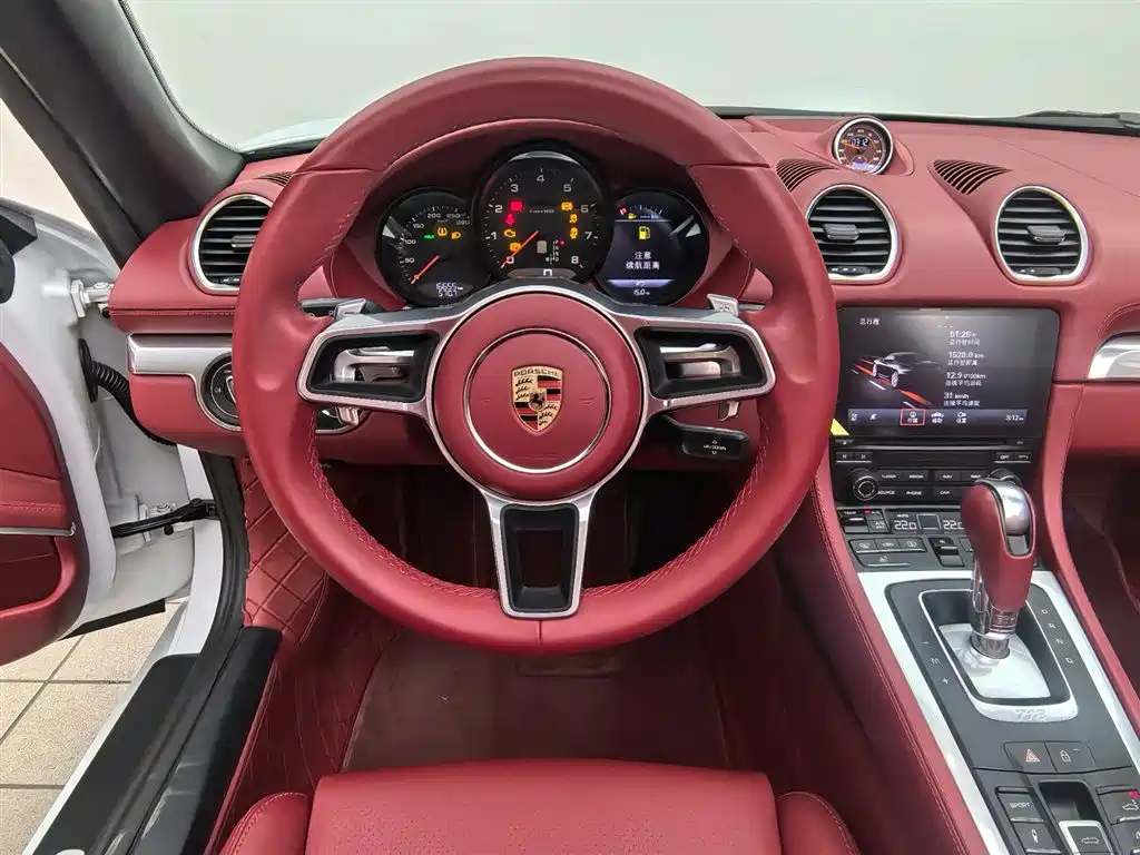 Porsche 718 2024 — фото 11