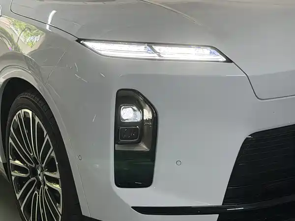 NIO ES8 2026
