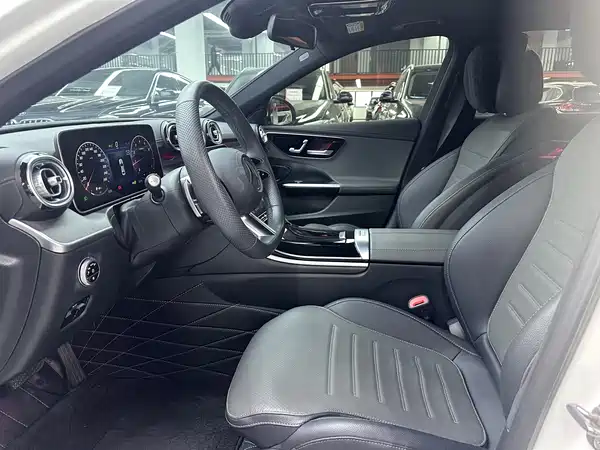 Mercedes-Benz C-Class 2023