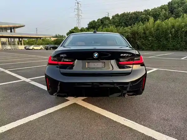 BMW 3 Series 2025