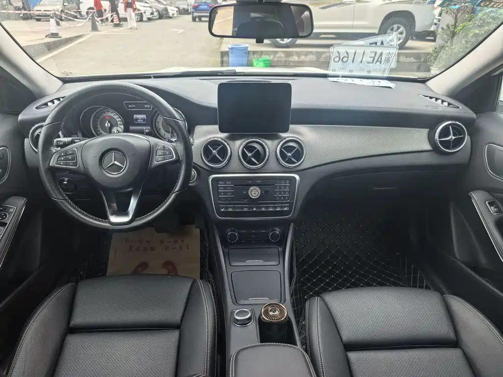 Mercedes-Benz GLA 2017 — фото 14