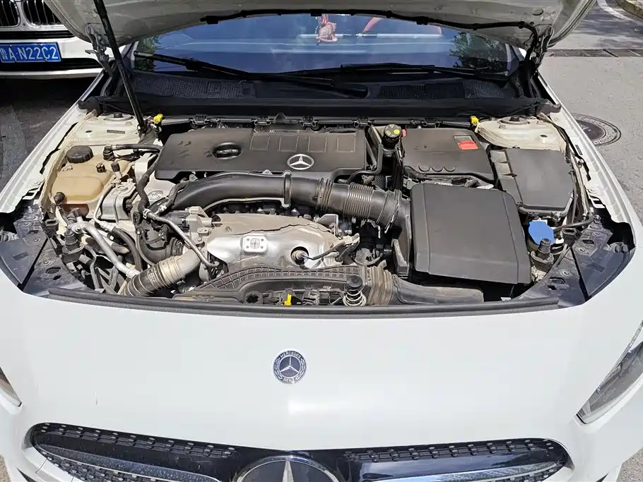 Mercedes-Benz A-Class 2019 — фото 10