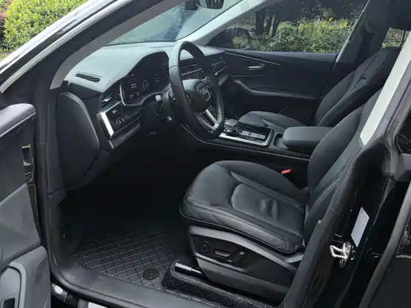 Audi Q8 2021