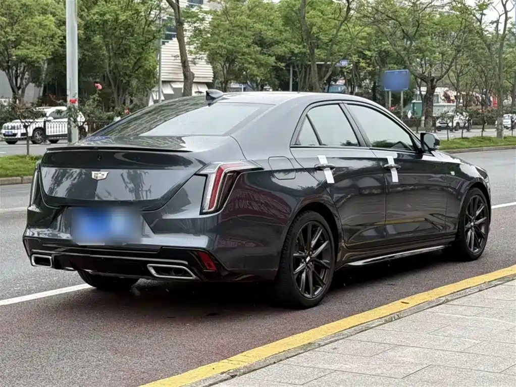 Cadillac CT4 2020 — фото 10