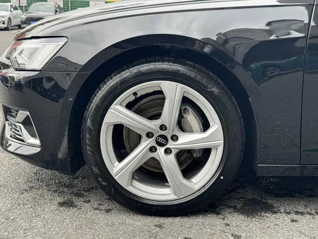 Audi A6L 2023 — фото 14