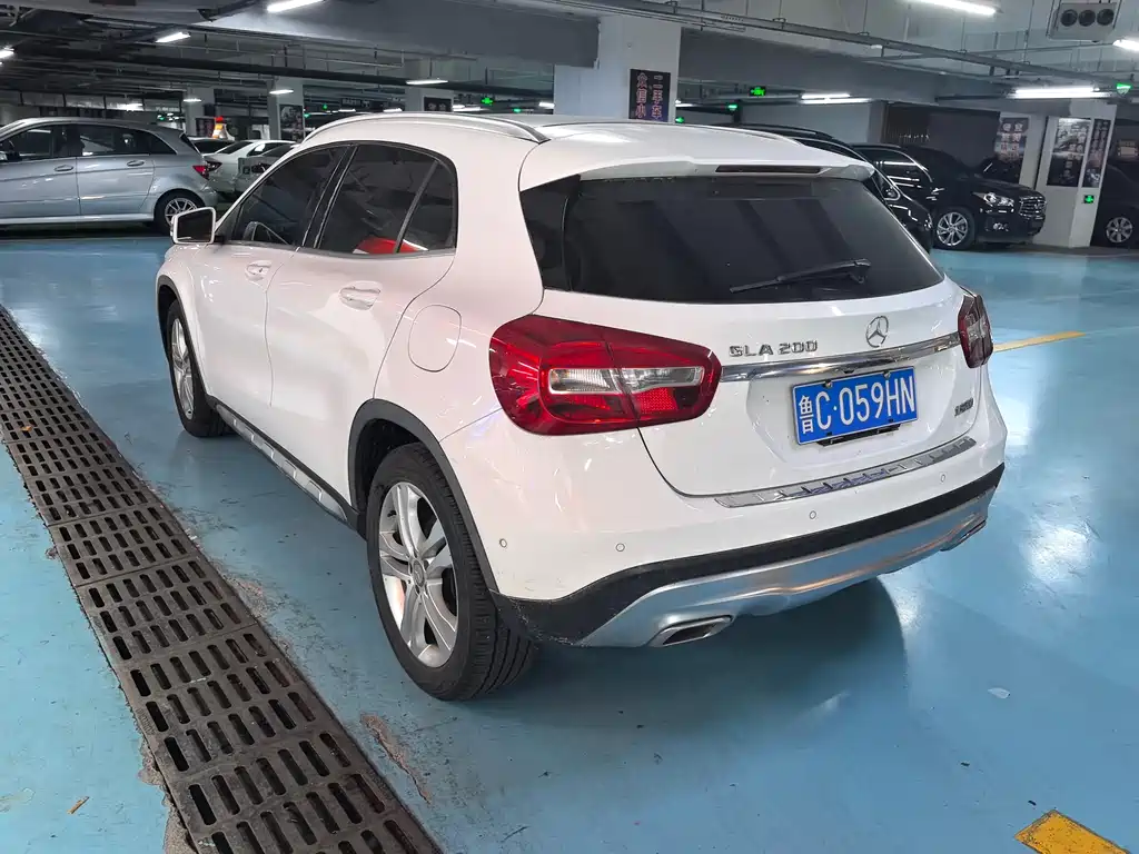 Mercedes-Benz GLA 2015 — фото 4