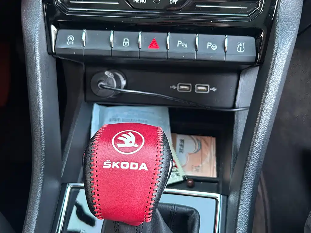 Skoda Karoq 2023 — фото 6