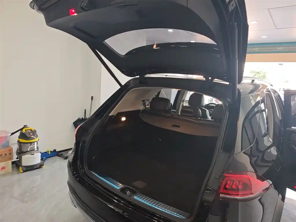 Mercedes-Benz GLE 2020 — фото 19