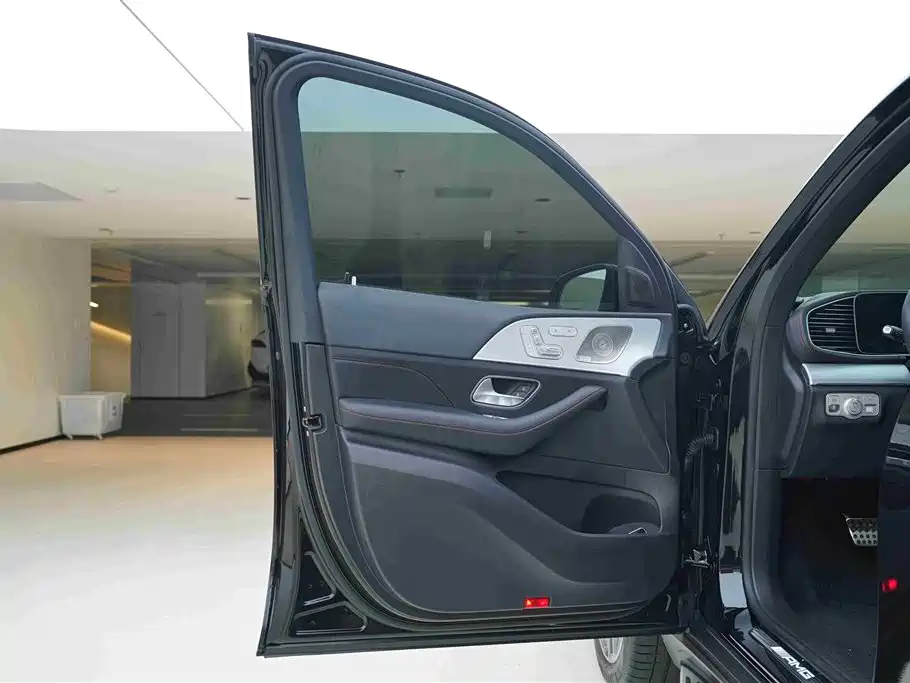 Mercedes-Benz GLE AMG 2024 — фото 15