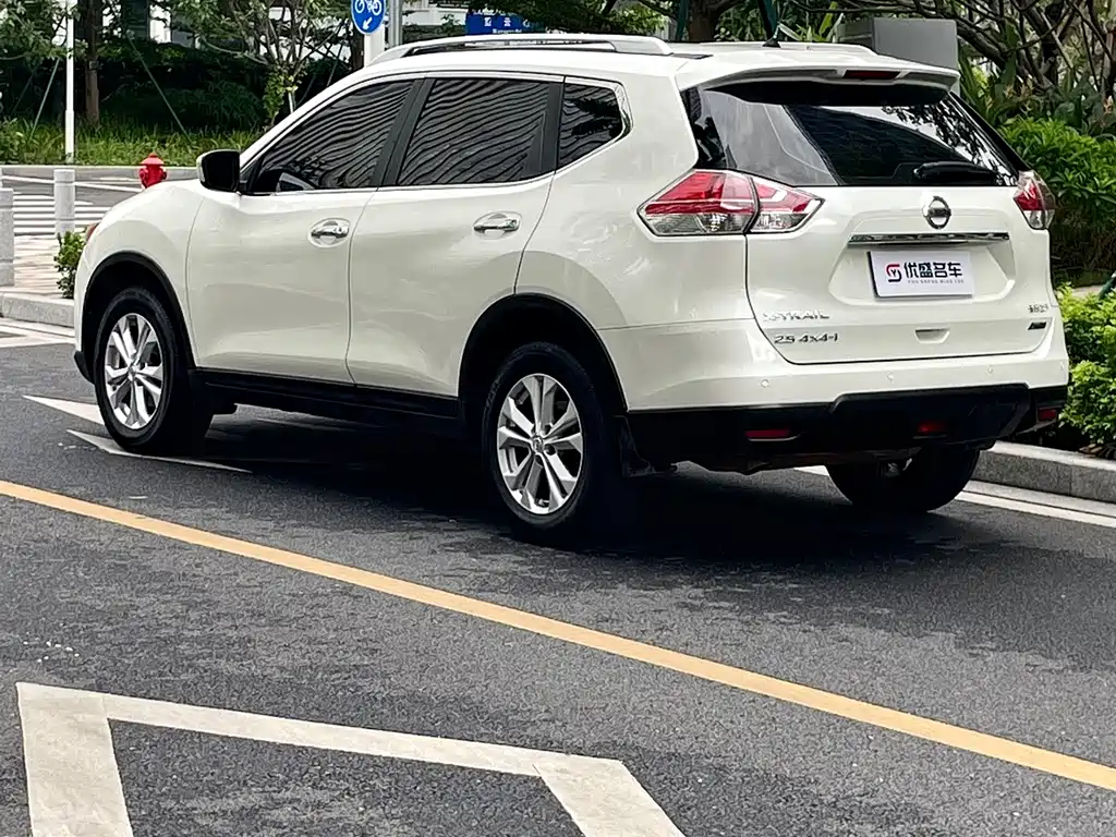 Nissan X-Trail 2015 — фото 28