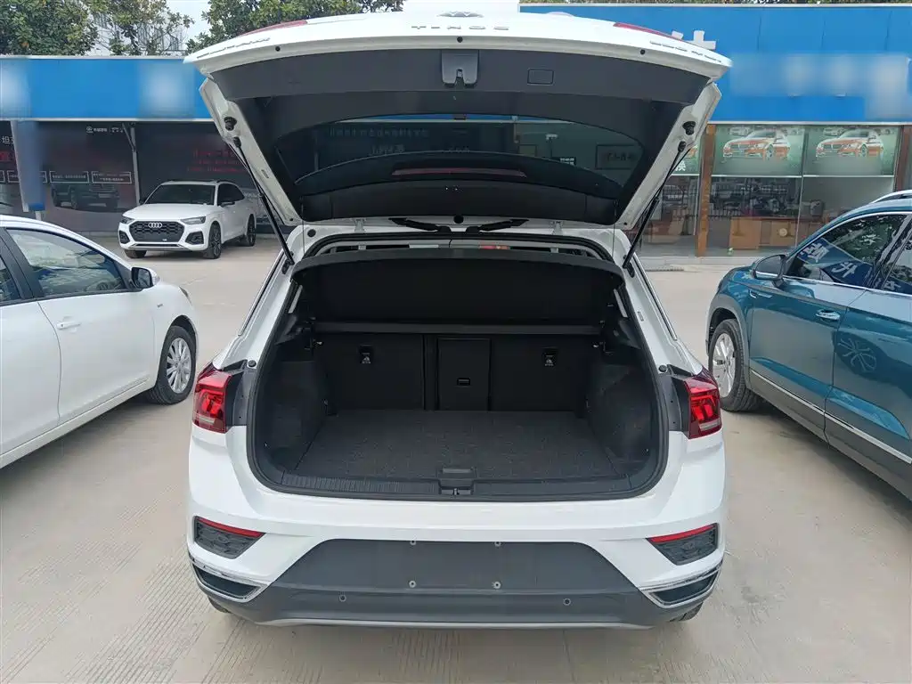 Volkswagen T-Roc 2022 — фото 15
