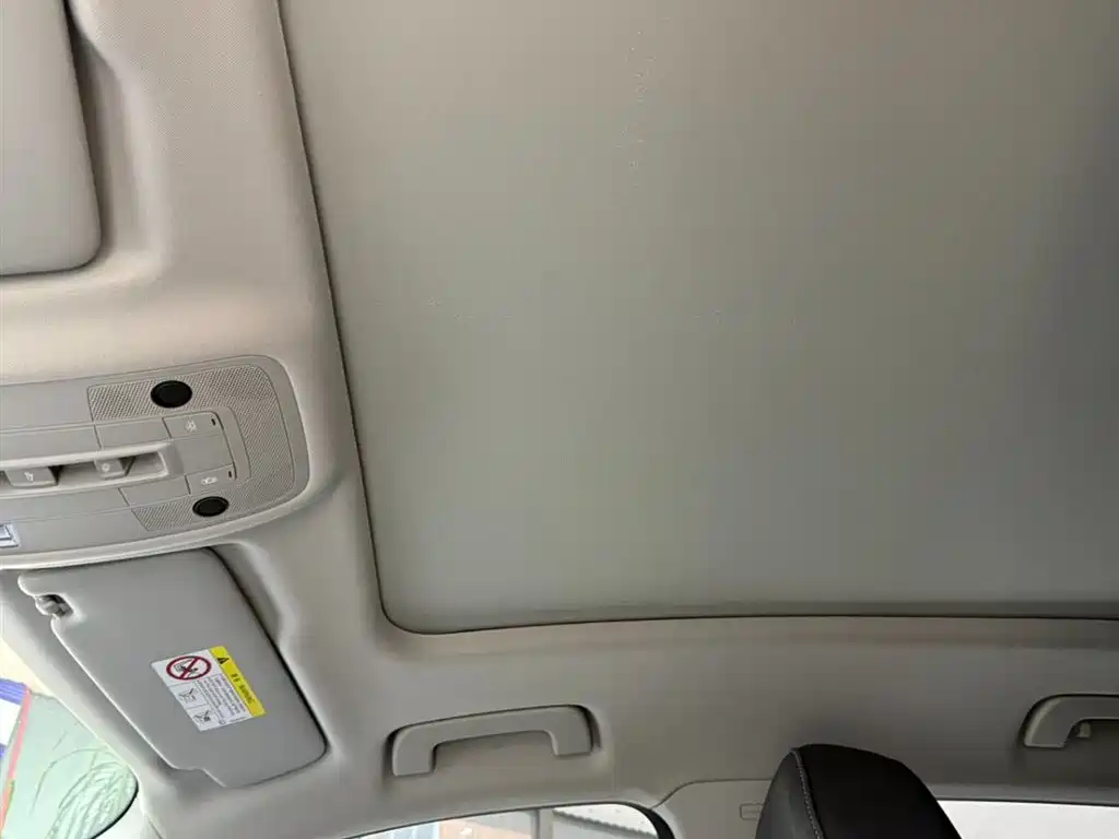 Audi Q3 2023 — фото 10