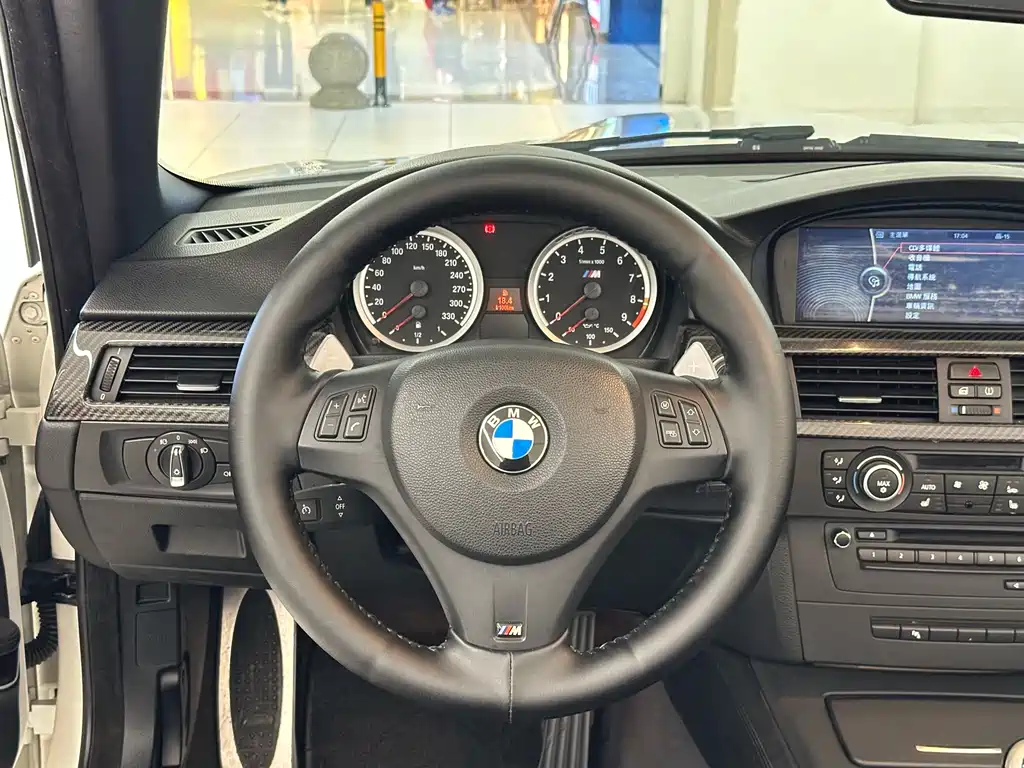BMW M3 2011 — фото 14