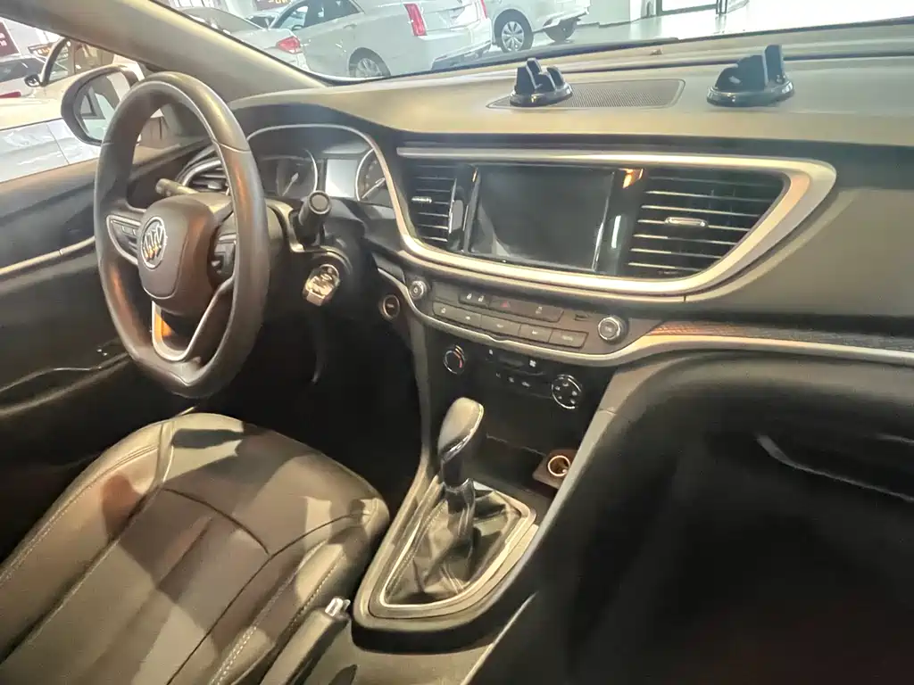 Buick Excelle 2023 — фото 13