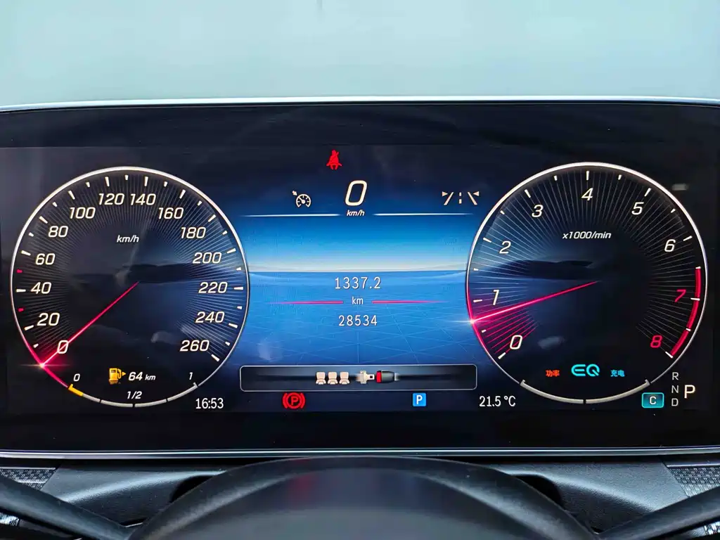 Mercedes-Benz C-Class 2022 — фото 18
