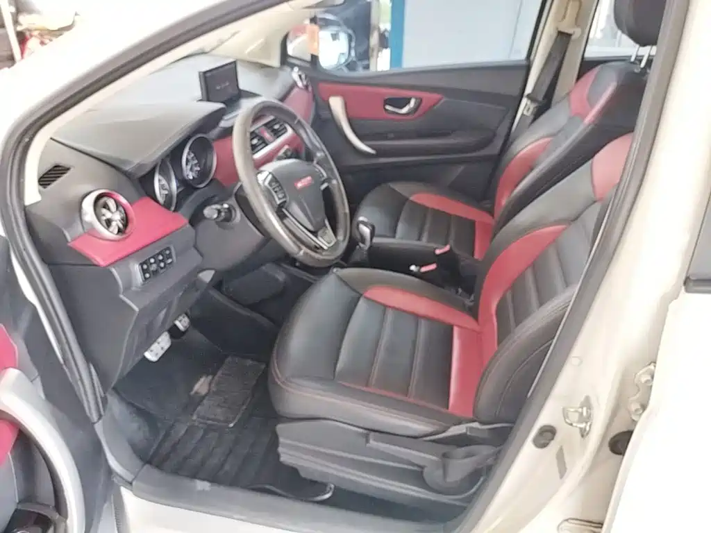 Haval H1 2015 — фото 15