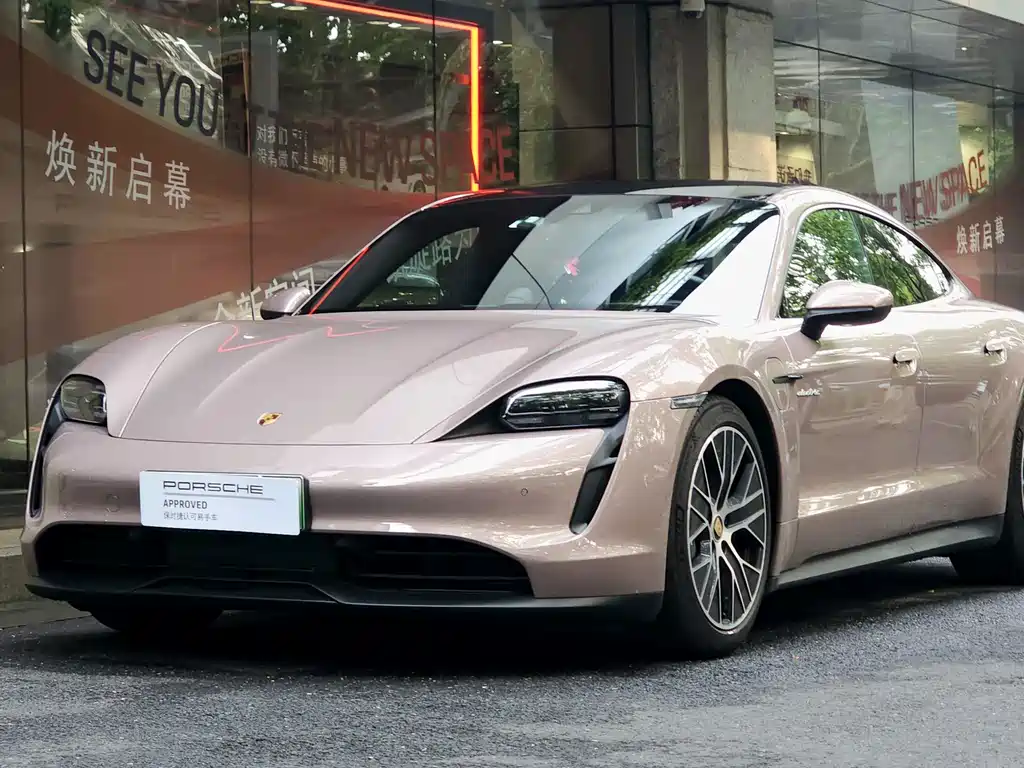 Porsche Taycan 2023