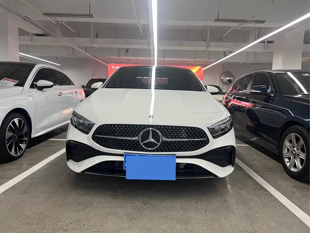 Mercedes-Benz A-Class 2023 — фото 2
