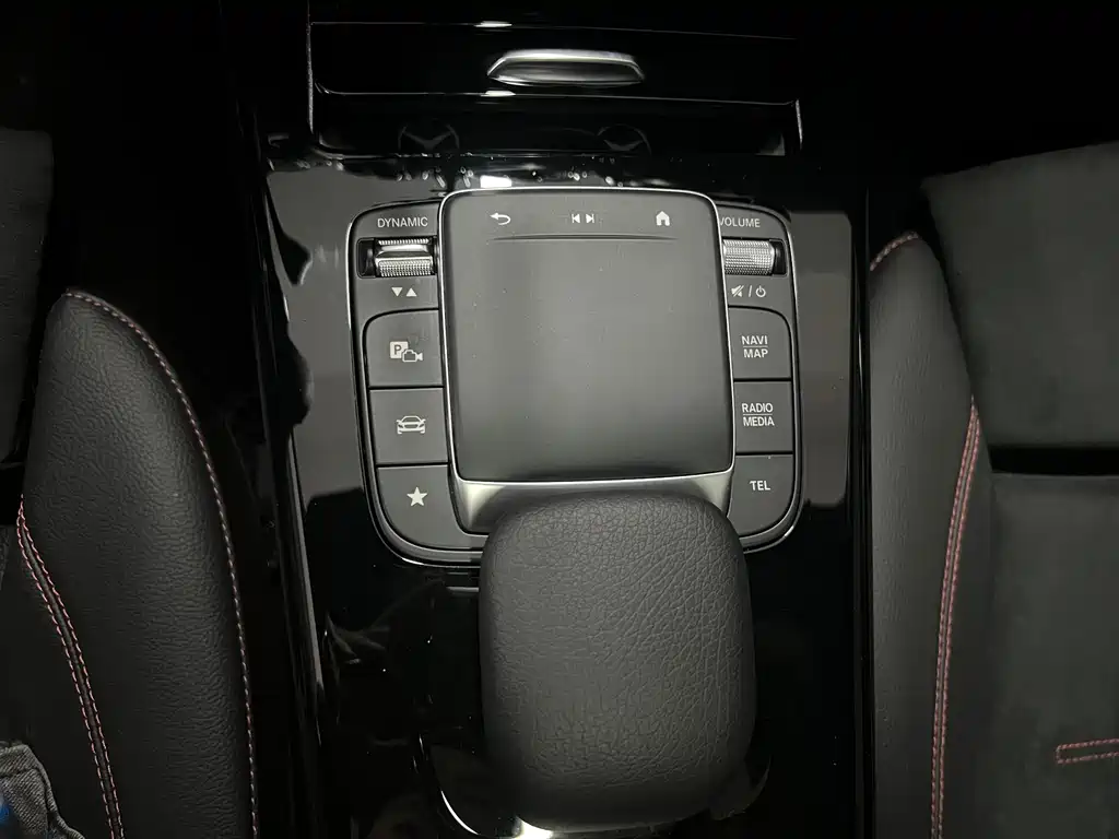 Mercedes-Benz A-Class 2023 — фото 13