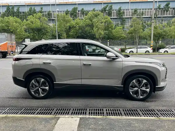 BYD Frigate 07 2024