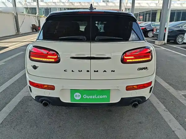 MINI Clubman 2021