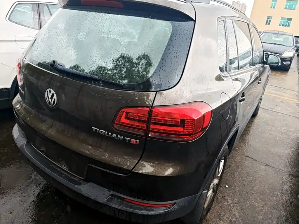 Volkswagen Tiguan 2015 — фото 7