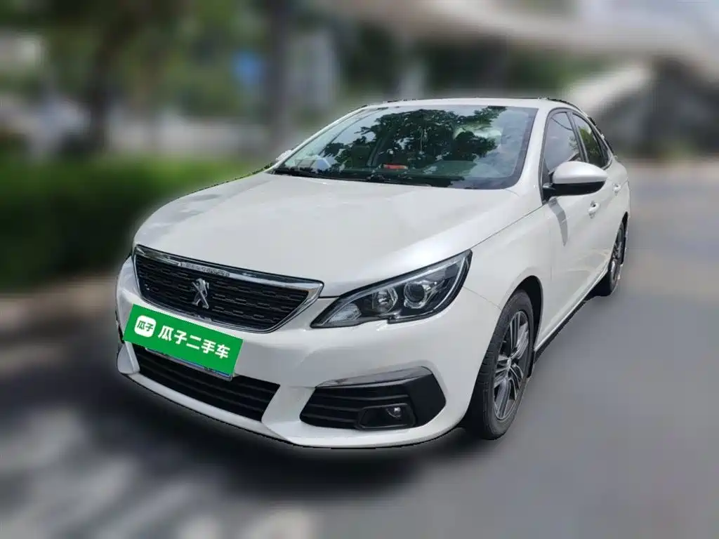 Peugeot 308 2018 — фото 2