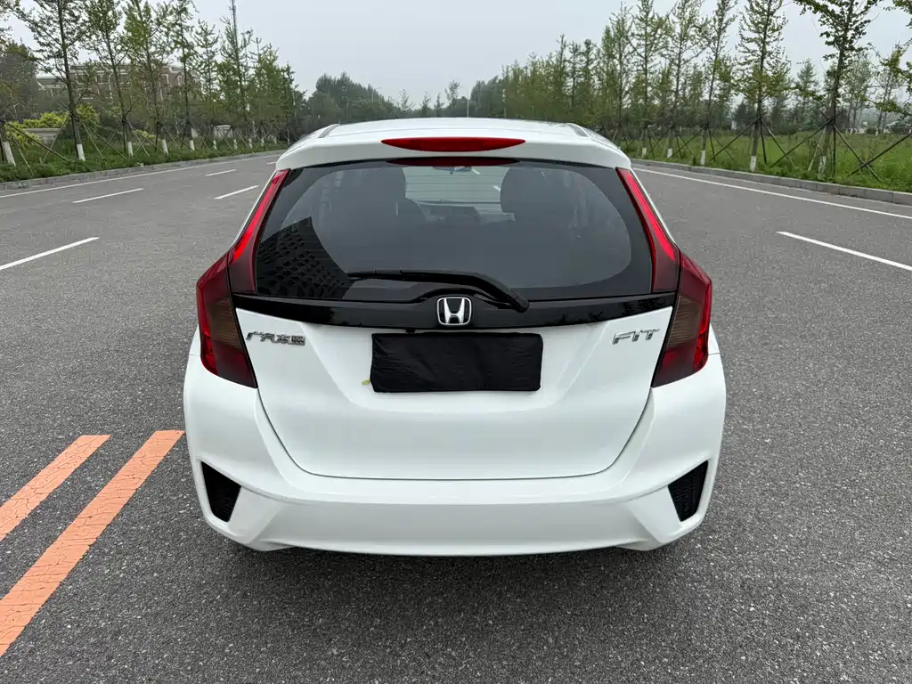 Honda Fit 2015 — фото 8