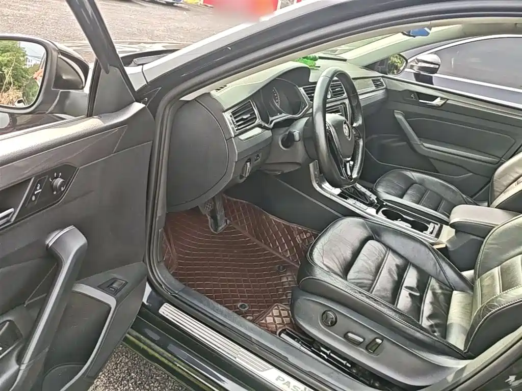 Volkswagen Passat 2016 — фото 16