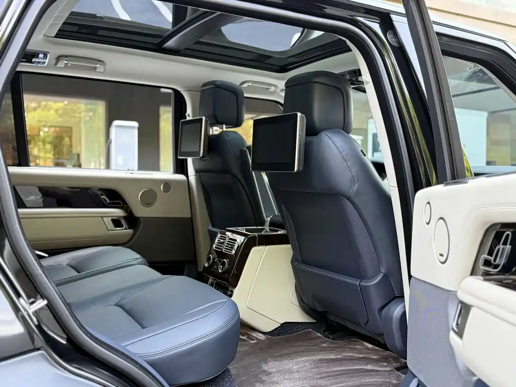 Land Rover Range Rover 2021 — фото 10