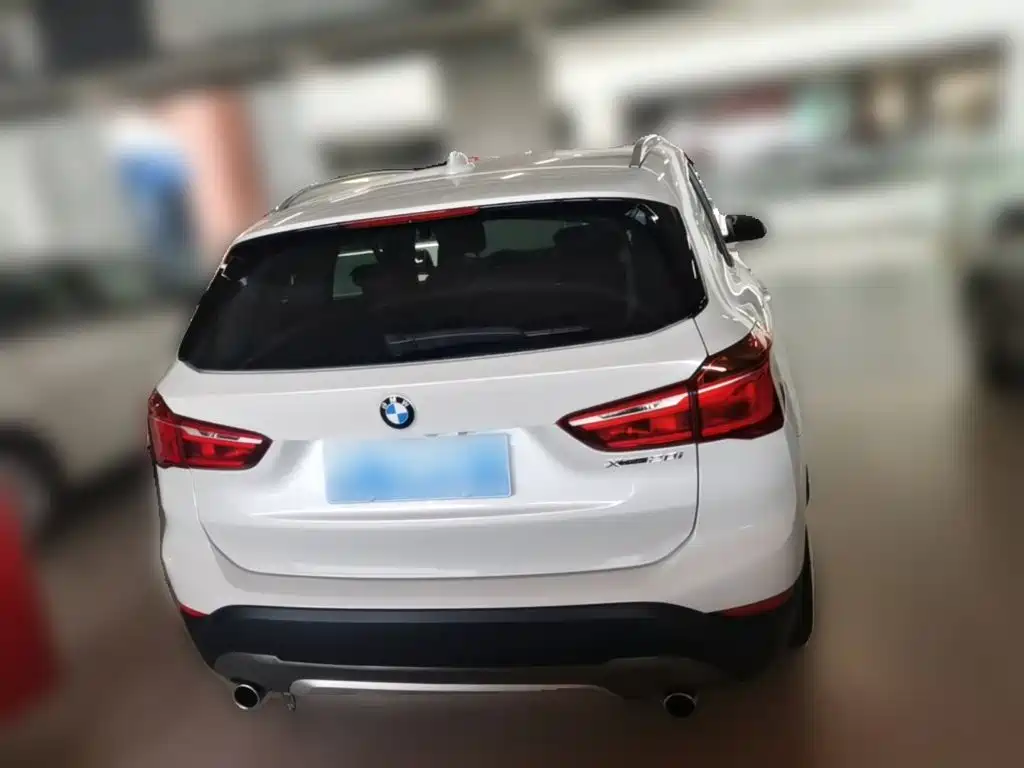 BMW X1 2018 — фото 10