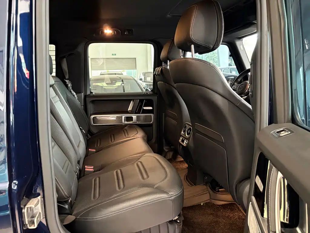 Mercedes-Benz G-Class 2018 — фото 17