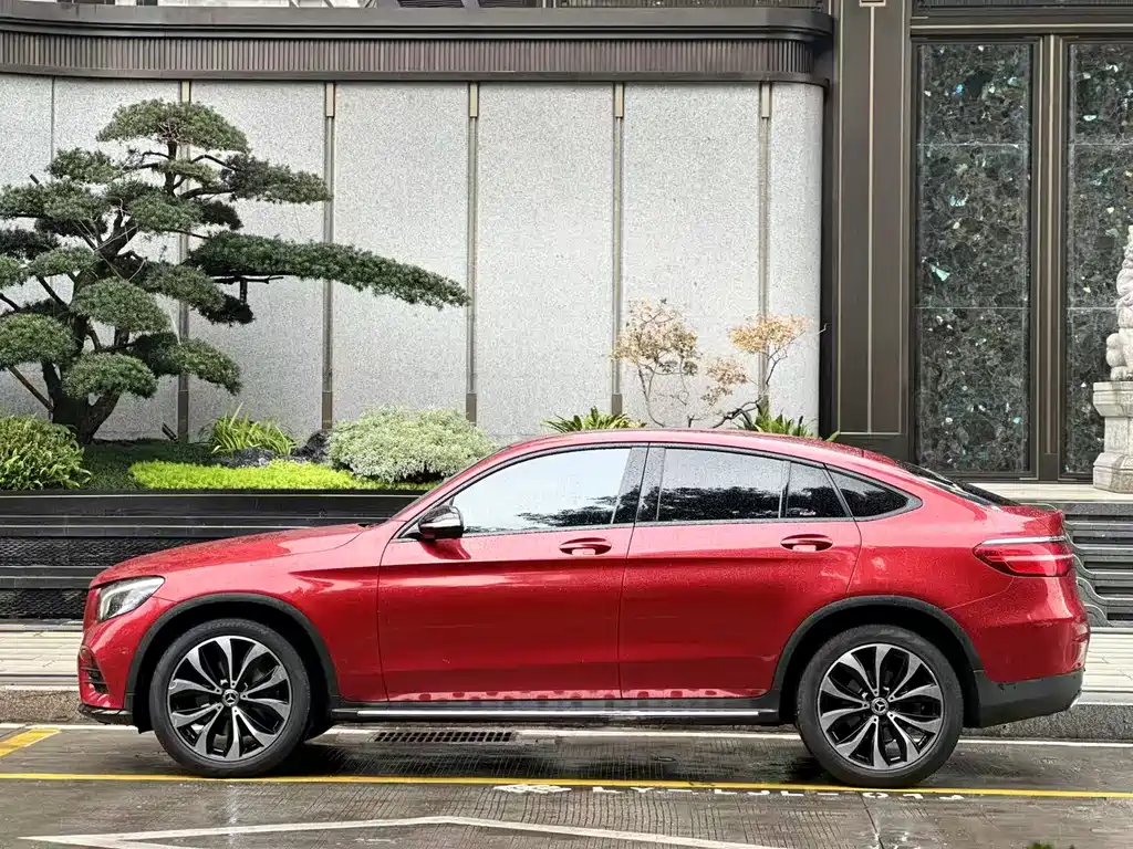Mercedes-Benz GLC Coupe 2017 — фото 3