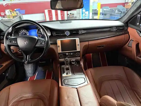 Maserati Quattroporte 2016