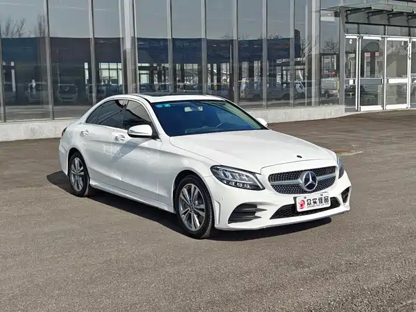 Mercedes-Benz C-Class 2020