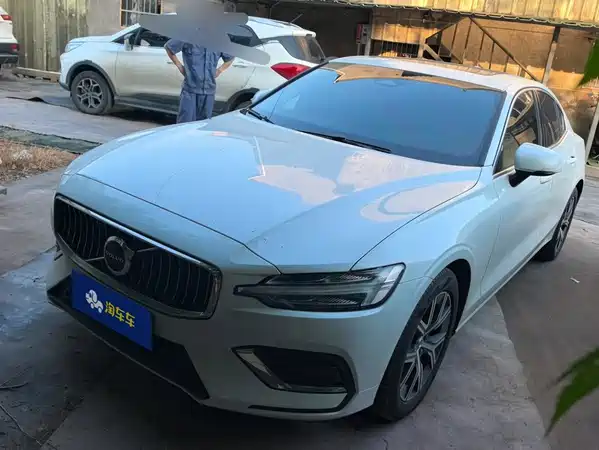 Volvo S60 2026