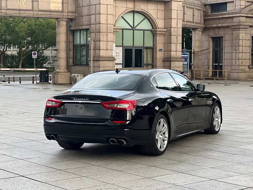 Maserati Quattroporte 2014 — фото 11