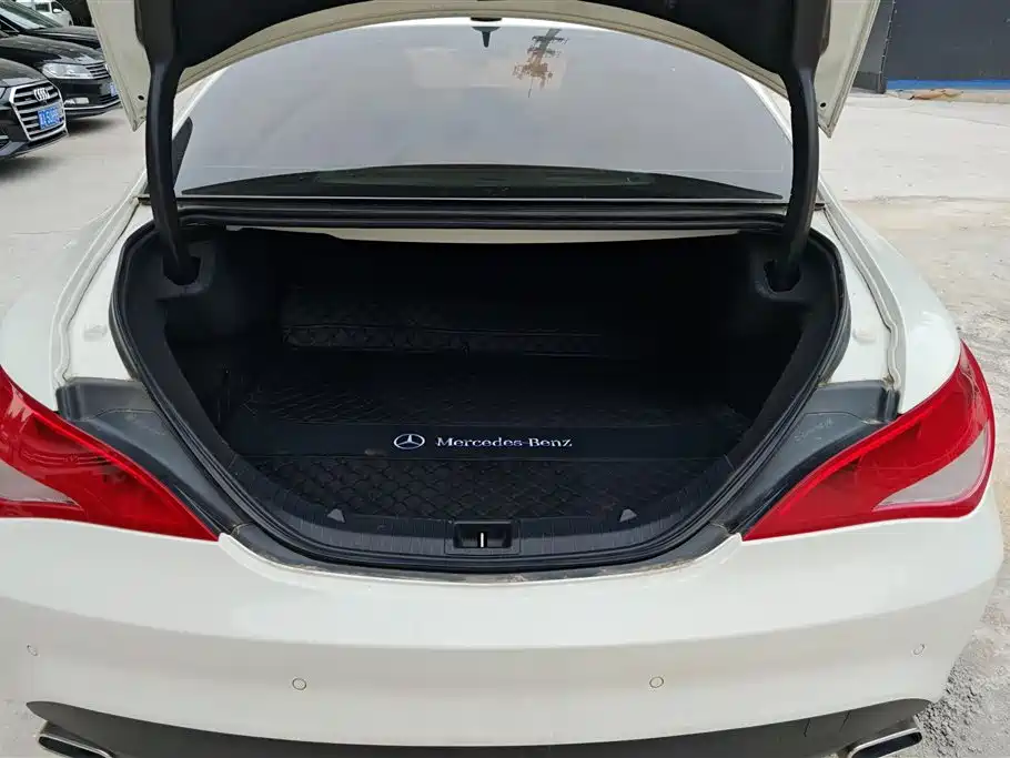 Mercedes-Benz CLA 2016