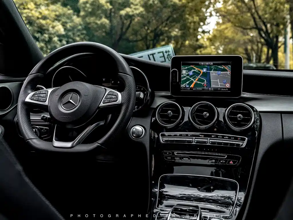 Mercedes-Benz C-Class 2017 — фото 4
