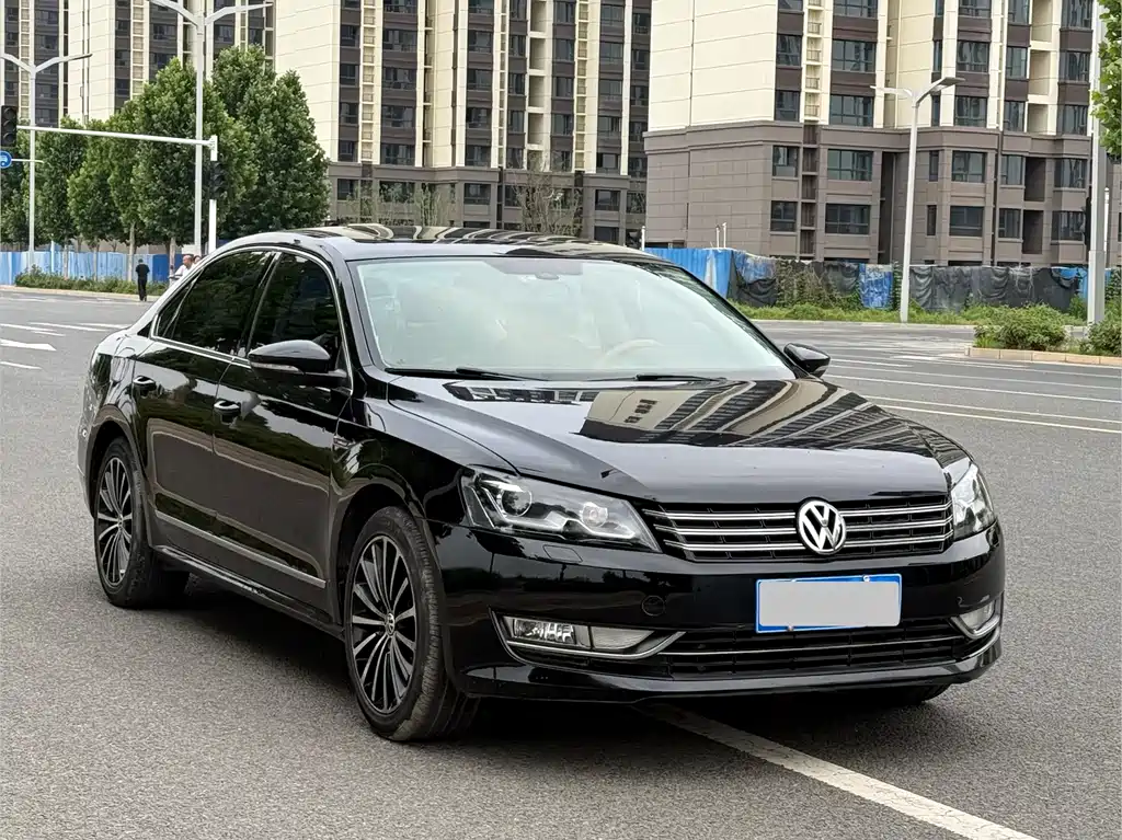 Volkswagen Passat 2014 — фото 3