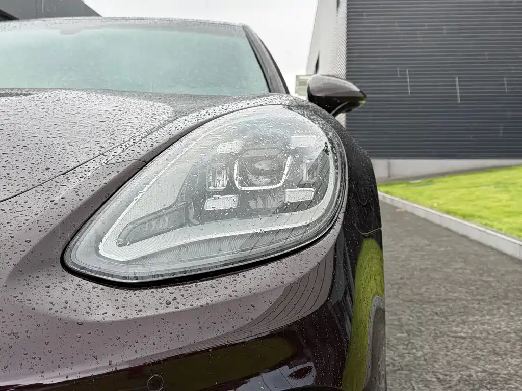 Porsche Panamera 2023 — фото 13