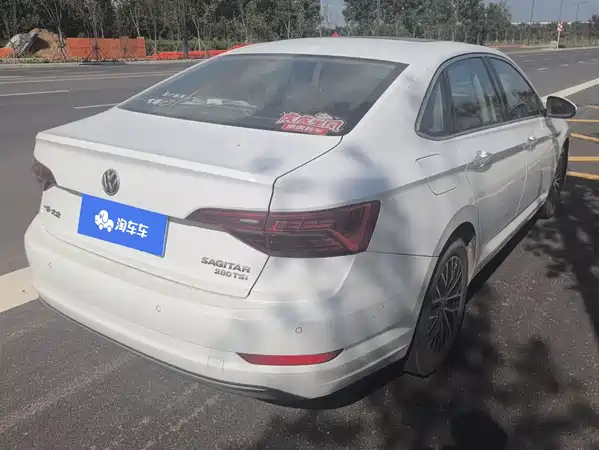 Volkswagen Sagitar 2020