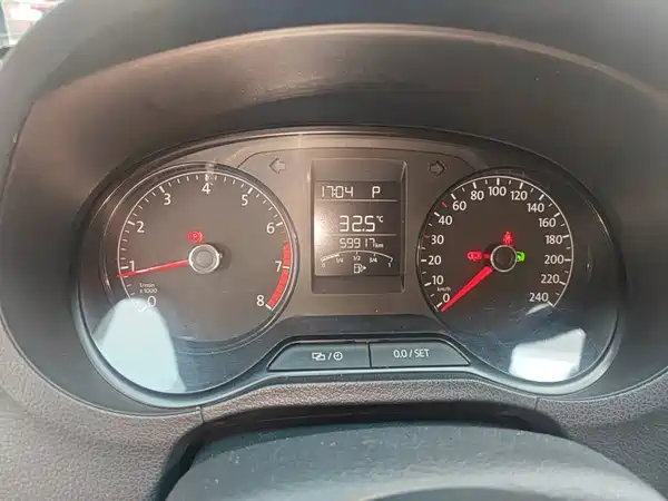 Volkswagen Polo 2016