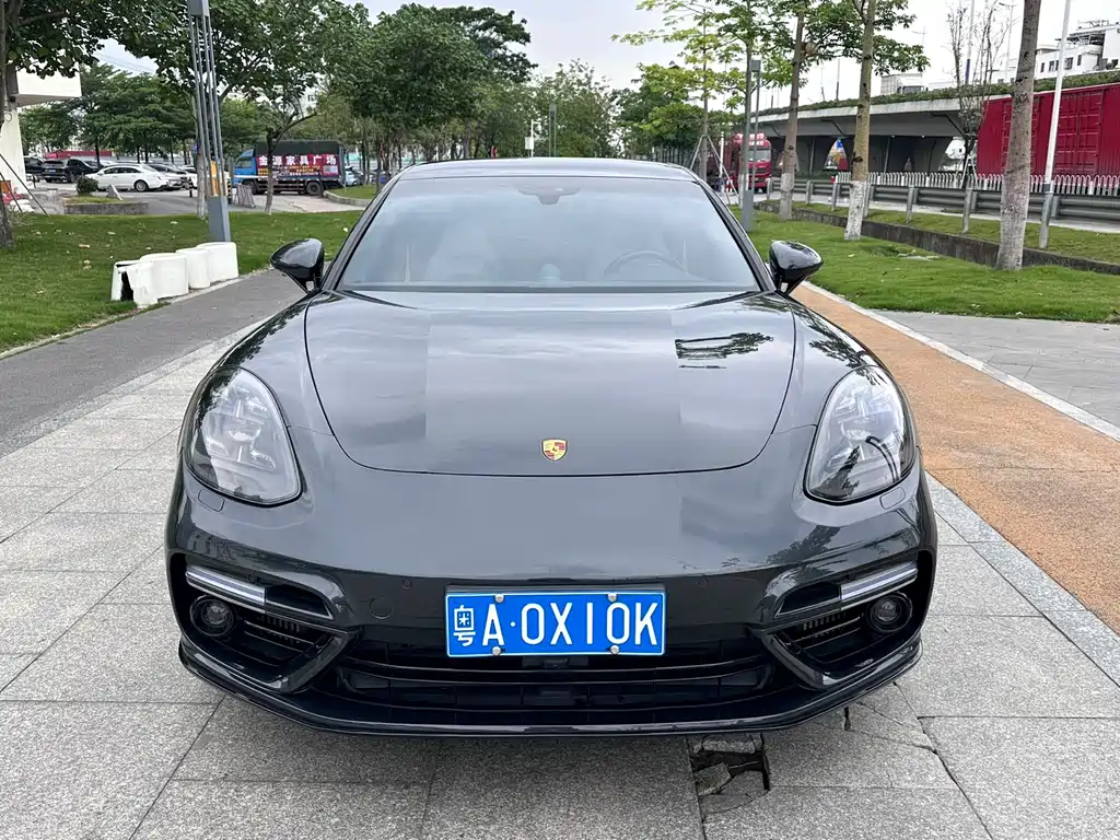 Porsche Panamera 2019 — фото 3