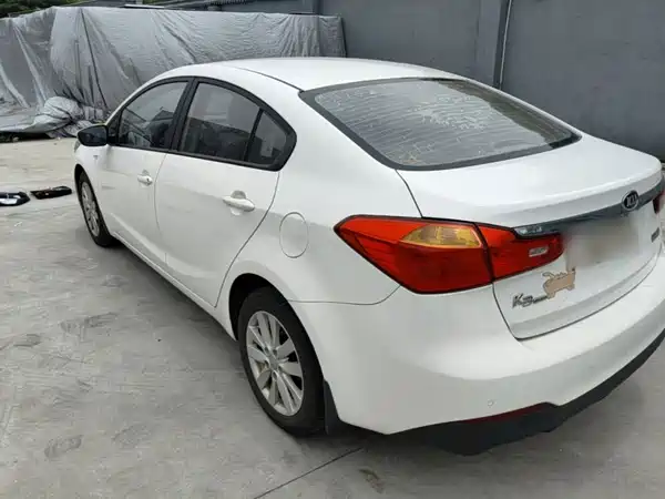 Kia K3 2016