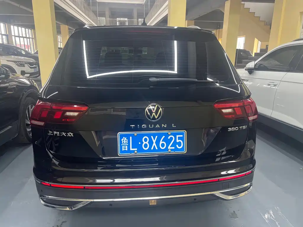 Volkswagen Tiguan L 2022 — фото 7