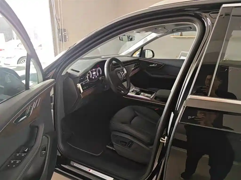 Audi Q7 2025