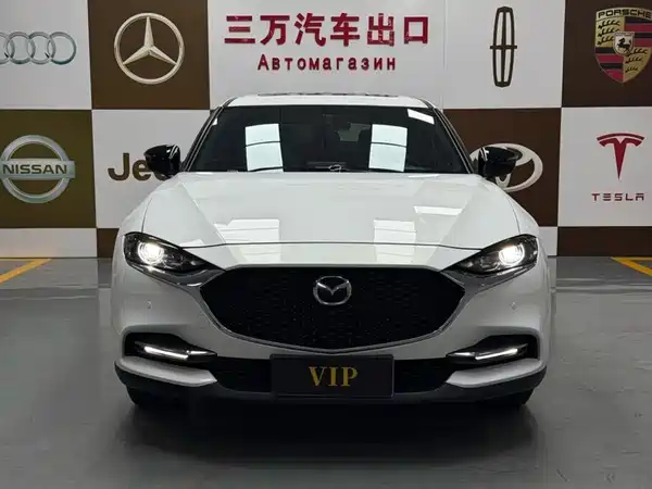 Mazda CX-4 2023
