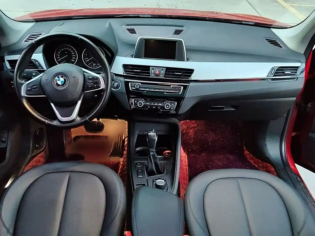 BMW X1 2017 — фото 8